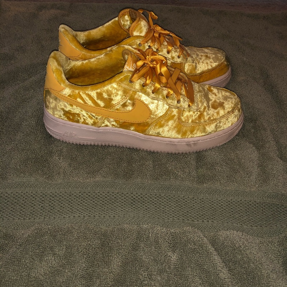 Nike lv8 Air Force 1s